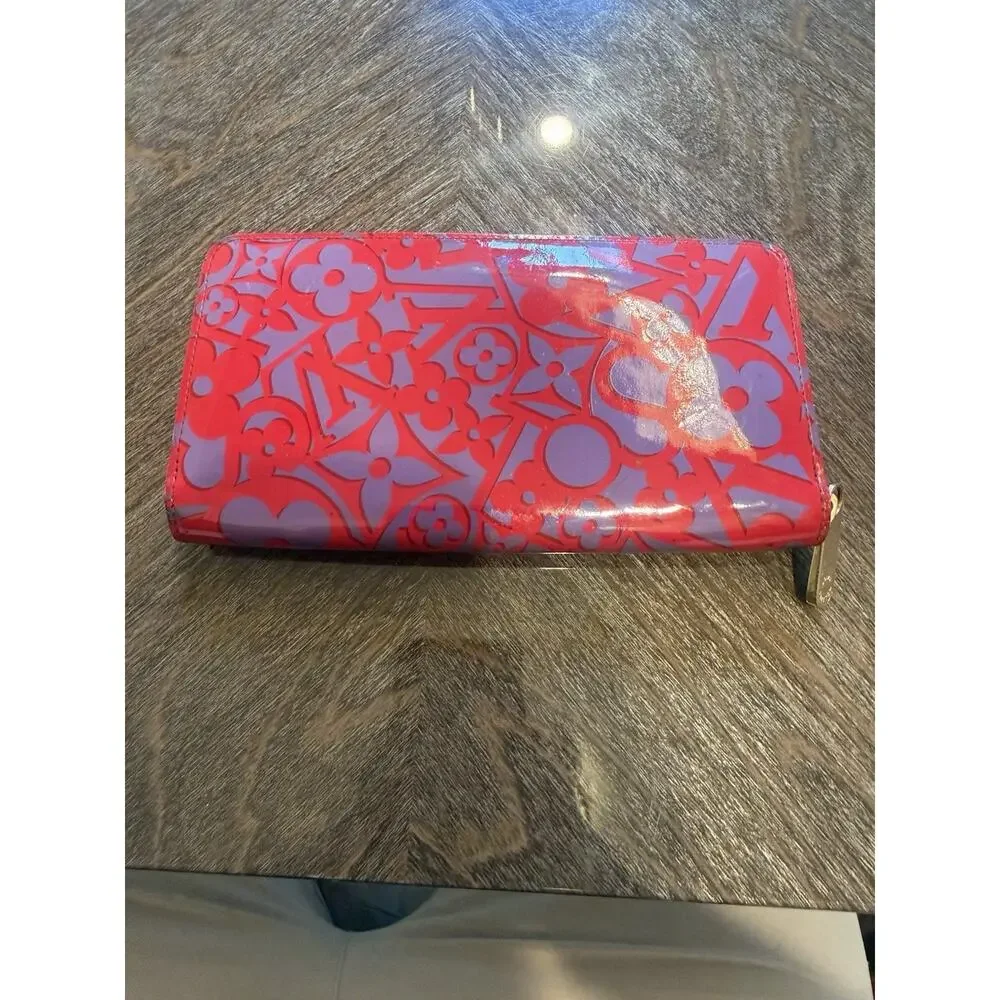 Louis Vuitton x Yayoi Kusama Red Monogram Zippy Wallet